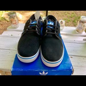Adidas Seeley men’s shoe 10.5
